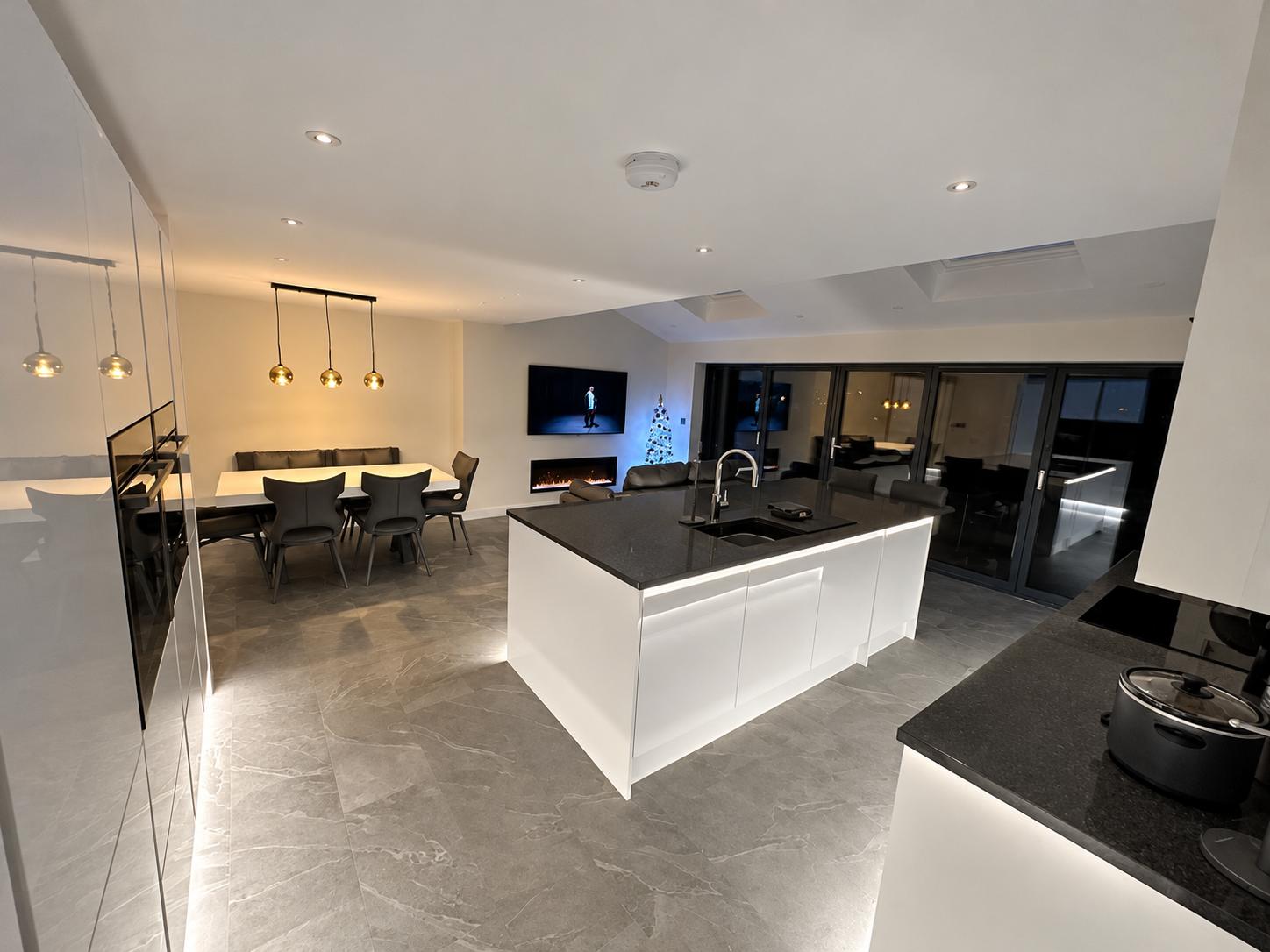 Interiors & lofts